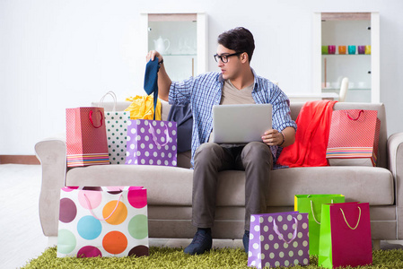 养杀人鬼的女人